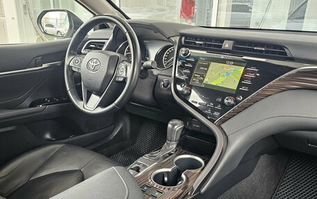 Toyota Camry, 2019 год, 2 899 000 рублей, 5 фотография