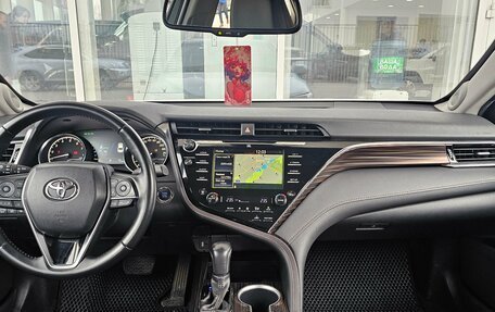 Toyota Camry, 2019 год, 2 899 000 рублей, 7 фотография