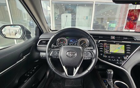 Toyota Camry, 2019 год, 2 899 000 рублей, 6 фотография