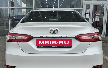 Toyota Camry, 2019 год, 2 899 000 рублей, 4 фотография