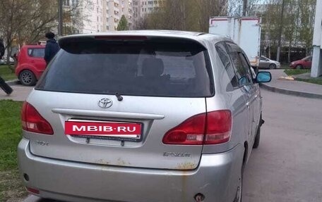 Toyota Ipsum II, 2002 год, 149 000 рублей, 6 фотография