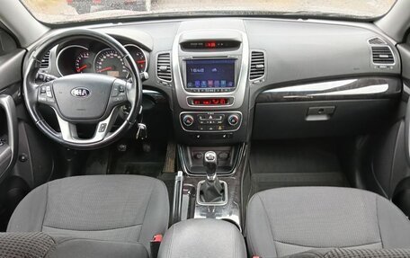 KIA Sorento II рестайлинг, 2015 год, 1 730 000 рублей, 16 фотография
