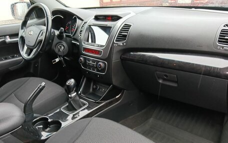 KIA Sorento II рестайлинг, 2015 год, 1 730 000 рублей, 17 фотография