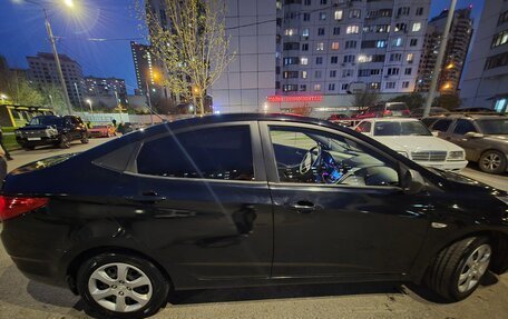 Hyundai Solaris II рестайлинг, 2011 год, 749 000 рублей, 2 фотография