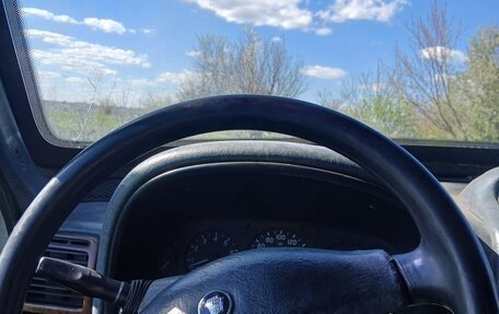 ГАЗ 31105 «Волга», 2004 год, 120 000 рублей, 4 фотография