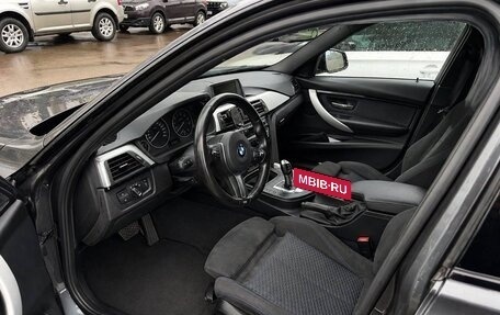 BMW 3 серия, 2016 год, 2 400 000 рублей, 14 фотография