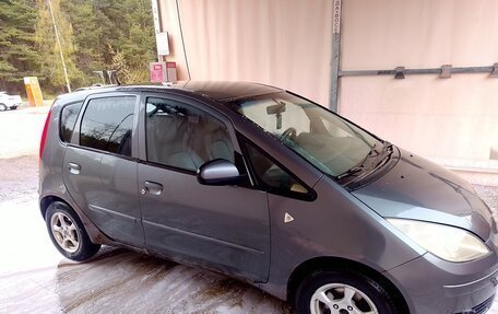 Mitsubishi Colt VI рестайлинг, 2006 год, 300 000 рублей, 1 фотография