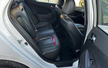 KIA K5 I рестайлинг, 2011 год, 980 000 рублей, 14 фотография