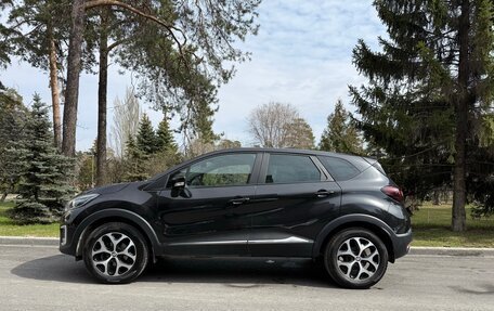 Renault Kaptur I рестайлинг, 2019 год, 1 900 000 рублей, 6 фотография