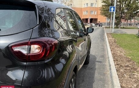 Renault Kaptur I рестайлинг, 2019 год, 1 900 000 рублей, 9 фотография