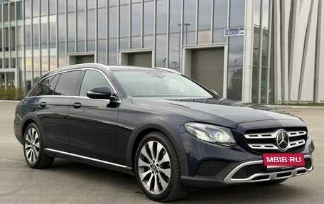 Mercedes-Benz E-Класс, 2018 год, 3 900 000 рублей, 7 фотография