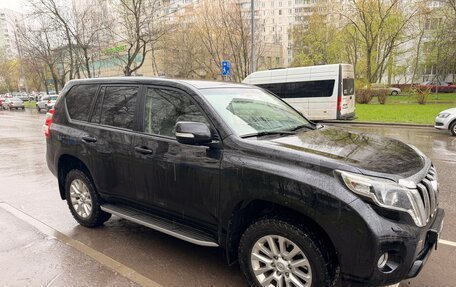 Toyota Land Cruiser Prado 150 рестайлинг 2, 2015 год, 3 550 000 рублей, 4 фотография
