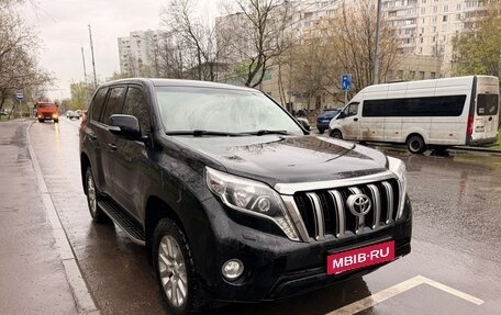 Toyota Land Cruiser Prado 150 рестайлинг 2, 2015 год, 3 550 000 рублей, 2 фотография