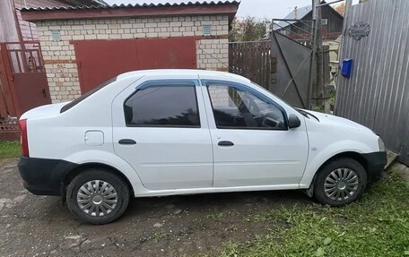 Renault Logan I, 2012 год, 280 000 рублей, 2 фотография