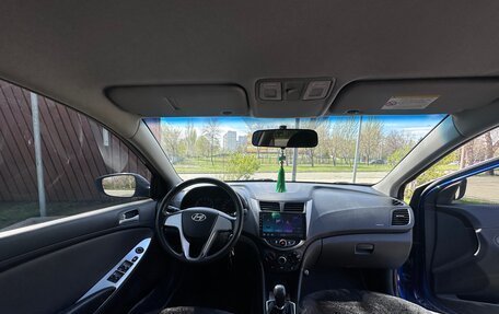 Hyundai Solaris II рестайлинг, 2011 год, 575 000 рублей, 7 фотография