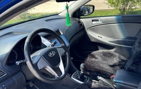 Hyundai Solaris II рестайлинг, 2011 год, 575 000 рублей, 8 фотография