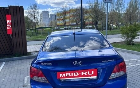 Hyundai Solaris II рестайлинг, 2011 год, 575 000 рублей, 6 фотография