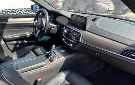 BMW 5 серия, 2019 год, 4 800 000 рублей, 38 фотография