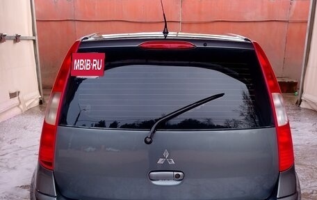 Mitsubishi Colt VI рестайлинг, 2006 год, 300 000 рублей, 6 фотография