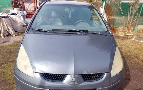 Mitsubishi Colt VI рестайлинг, 2006 год, 300 000 рублей, 21 фотография