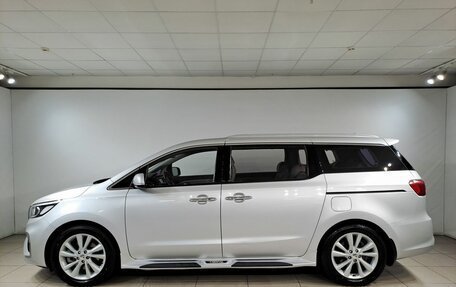KIA Carnival III, 2018 год, 2 979 000 рублей, 5 фотография