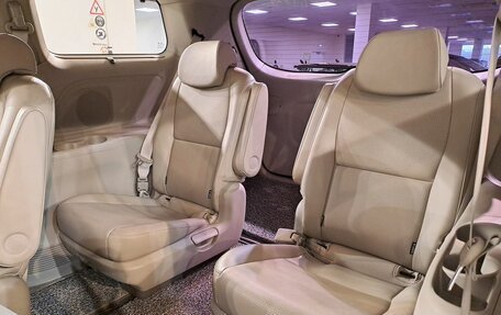 KIA Carnival III, 2018 год, 2 979 000 рублей, 16 фотография