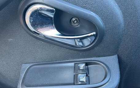 Renault Duster I рестайлинг, 2015 год, 1 050 000 рублей, 11 фотография