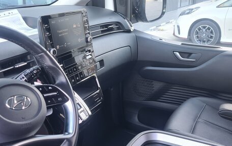 Hyundai Staria, 2021 год, 4 900 000 рублей, 9 фотография