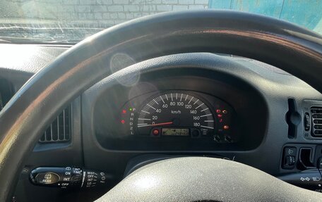 Toyota Succeed I рестайлинг, 2010 год, 720 000 рублей, 11 фотография