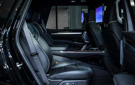 Cadillac Escalade V, 2025 год, 21 179 238 рублей, 21 фотография