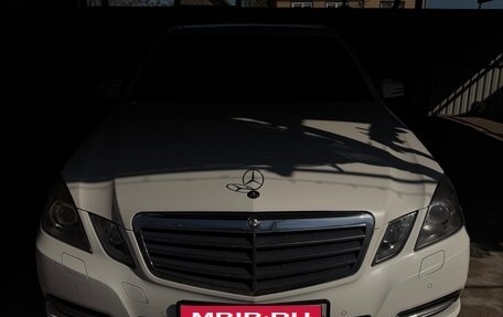 Mercedes-Benz E-Класс, 2012 год, 1 790 000 рублей, 1 фотография