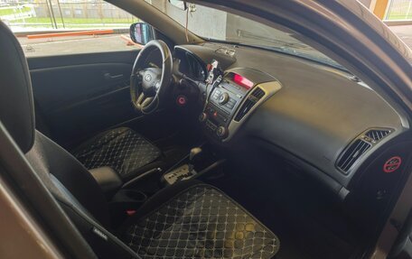 KIA cee'd I рестайлинг, 2010 год, 650 000 рублей, 10 фотография