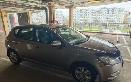 KIA cee'd I рестайлинг, 2010 год, 650 000 рублей, 11 фотография