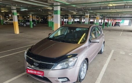 KIA cee'd I рестайлинг, 2010 год, 650 000 рублей, 13 фотография