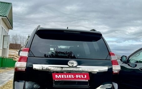 Toyota Land Cruiser Prado 150 рестайлинг 2, 2017 год, 4 720 000 рублей, 2 фотография