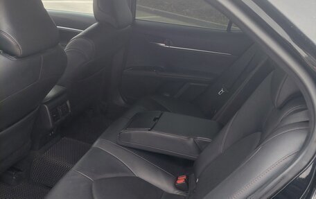 Toyota Camry, 2019 год, 2 760 000 рублей, 6 фотография