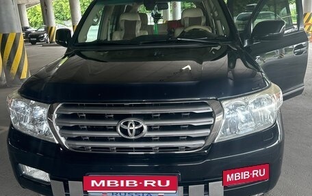 Toyota Land Cruiser 200, 2008 год, 7 фотография