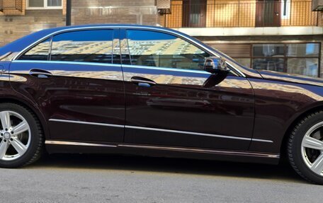 Mercedes-Benz E-Класс, 2012 год, 2 350 000 рублей, 5 фотография