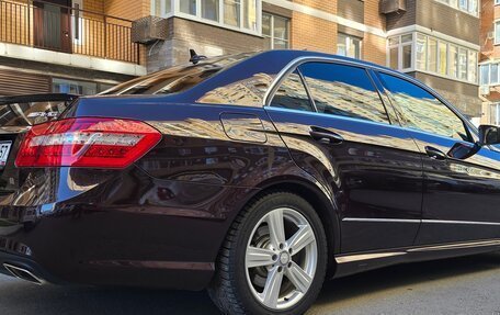 Mercedes-Benz E-Класс, 2012 год, 2 350 000 рублей, 6 фотография