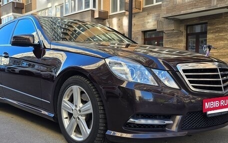 Mercedes-Benz E-Класс, 2012 год, 2 350 000 рублей, 8 фотография