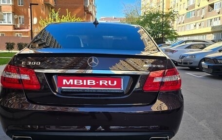 Mercedes-Benz E-Класс, 2012 год, 2 350 000 рублей, 7 фотография