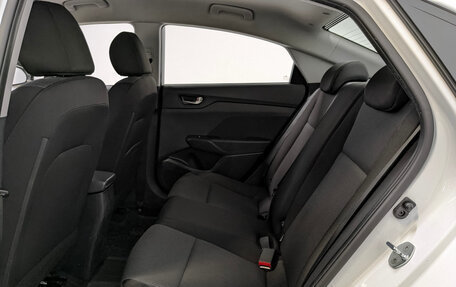 Hyundai Solaris II рестайлинг, 2019 год, 1 350 000 рублей, 18 фотография