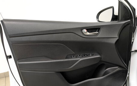 Hyundai Solaris II рестайлинг, 2019 год, 1 350 000 рублей, 19 фотография