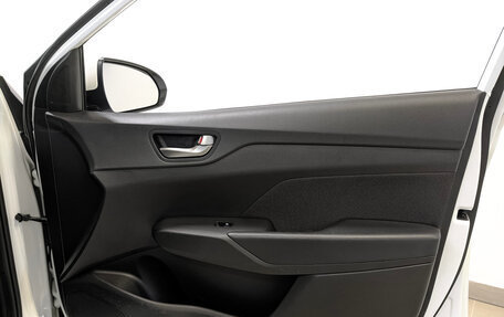 Hyundai Solaris II рестайлинг, 2019 год, 1 350 000 рублей, 25 фотография