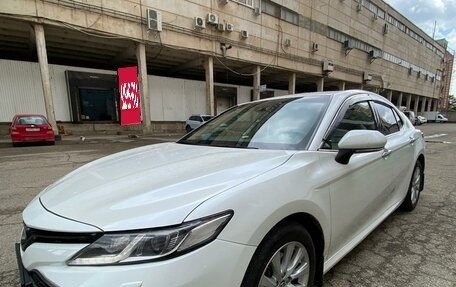 Toyota Camry, 2020 год, 2 600 000 рублей, 6 фотография