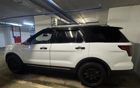 Ford Explorer VI, 2017 год, 2 799 000 рублей, 6 фотография