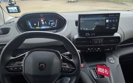 Peugeot Rifter I, 2025 год, 4 900 000 рублей, 8 фотография