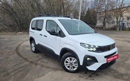 Peugeot Rifter I, 2025 год, 4 900 000 рублей, 2 фотография