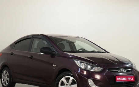Hyundai Solaris II рестайлинг, 2012 год, 819 000 рублей, 1 фотография