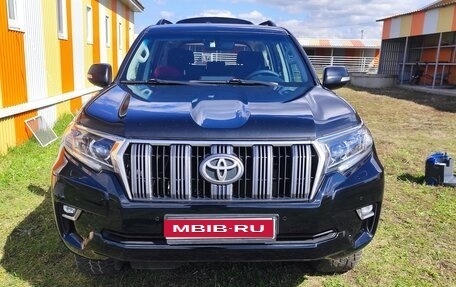 Toyota Land Cruiser Prado 150 рестайлинг 2, 2019 год, 4 500 000 рублей, 1 фотография